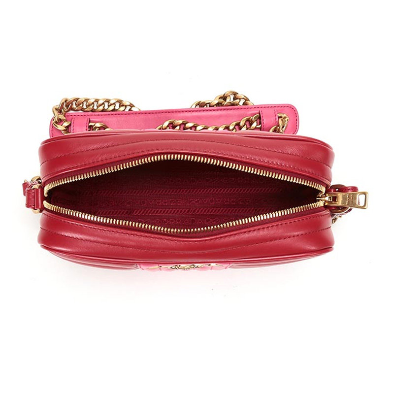 prada/普拉达女士小牛皮衍缝logo 奢批海外女士包袋