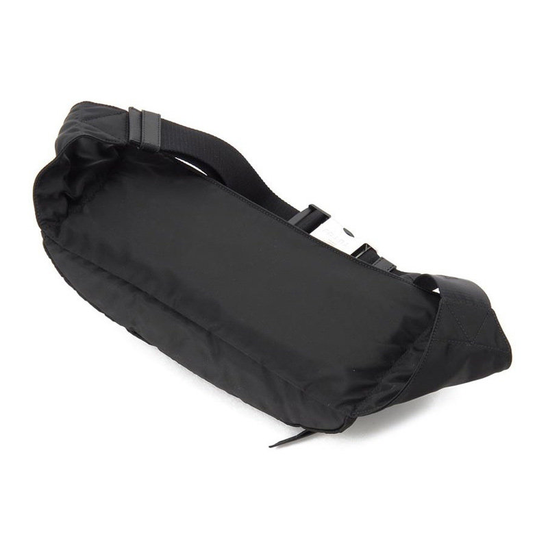 prada /普拉达男士黑色尼龙腰包 奢批海外男士包袋