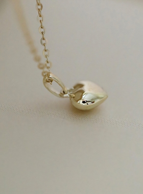 新款立体爱心项链女简约小清新甜美桃心吊坠简约通勤锁骨链送女友