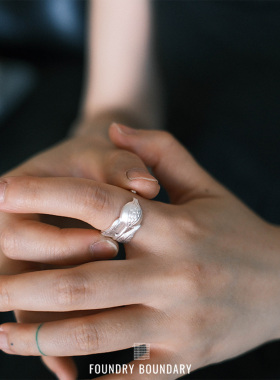 2025秋冬新款果实戒指