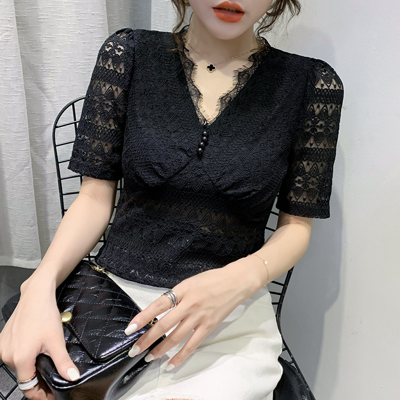 2020新款欧货性感v领蕾丝花边小衫 盾妆T恤