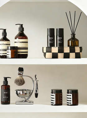 样板房卫生间洗漱层架用品装饰摆件沐浴液酒店高档民宿护肤套装