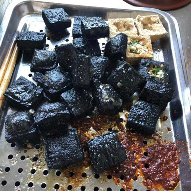 湖南长沙特产黑白色油炸生胚臭豆腐 酷菲特食品臭豆腐