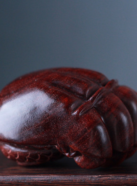 小叶紫檀木雕鱼和熊掌手把件红木工艺品家居摆件文玩把件