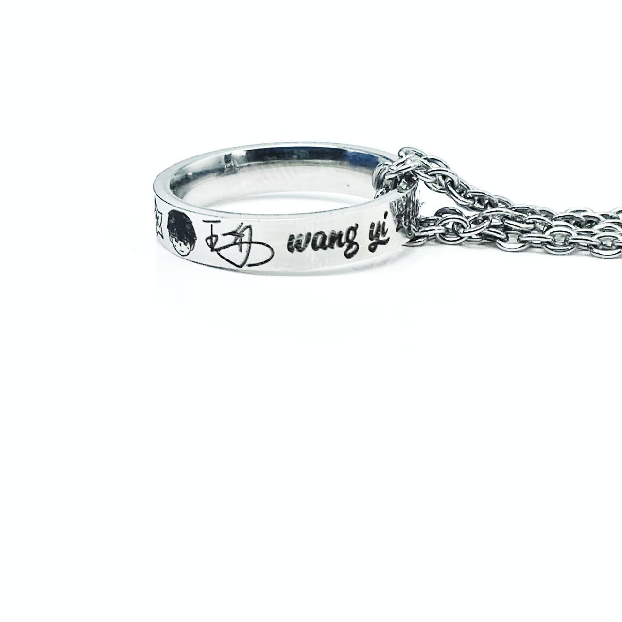 Fan support ring signed by Wang Yizhou