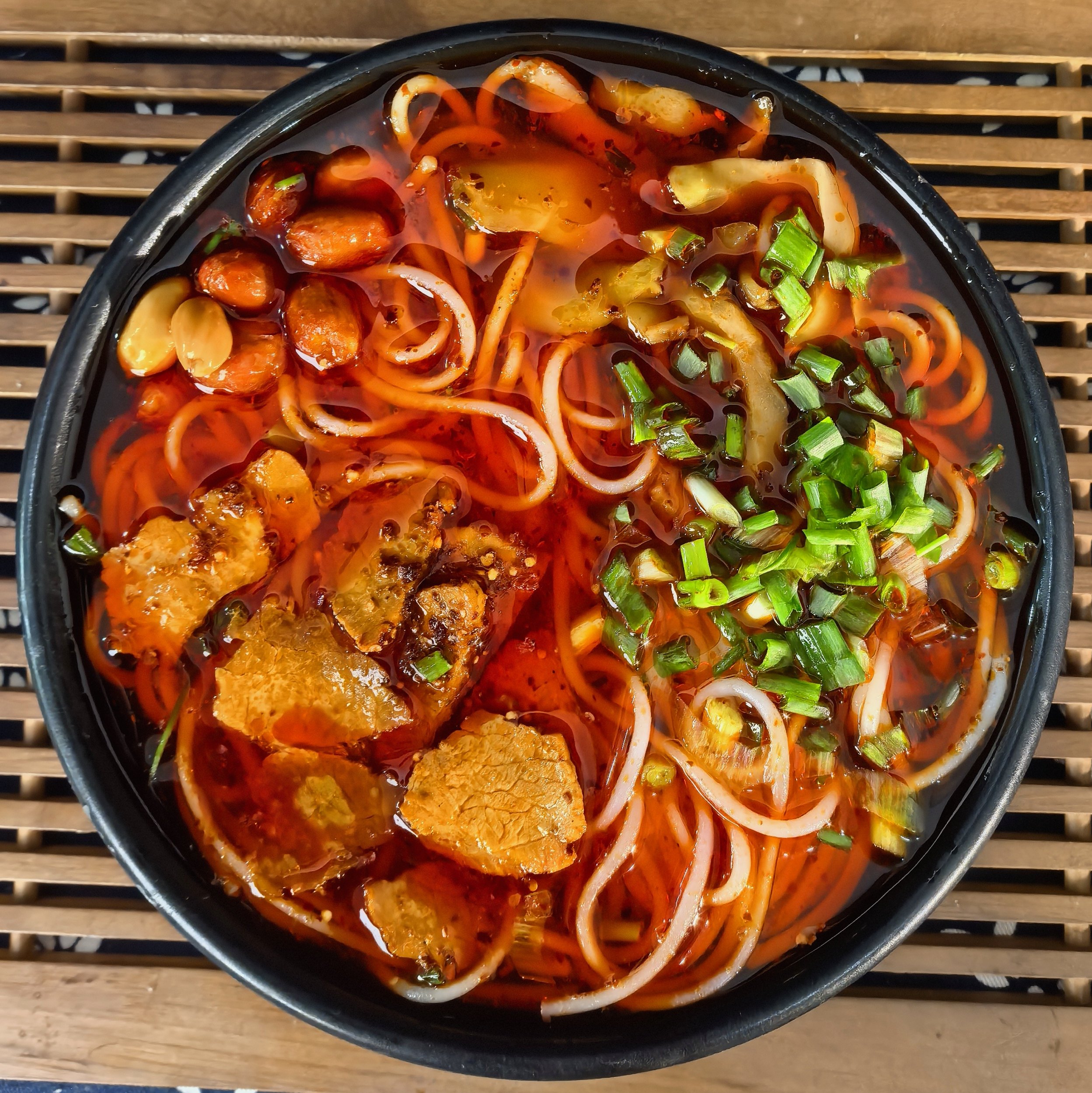 谢师傅油泼辣子红油味方便米粉香辣速食湖南特色美食懒人速食冲泡,淘宝优惠券,粉丝福利购,淘宝优惠卷