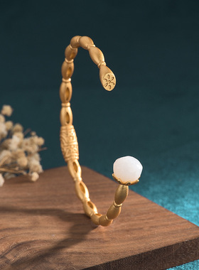 国潮新品宫廷设计古法金和田玉女