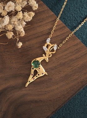 网红汉服复古式宫廷风设计铜镀金梅花鹿挂件镶嵌玉髓旗袍吊坠项链