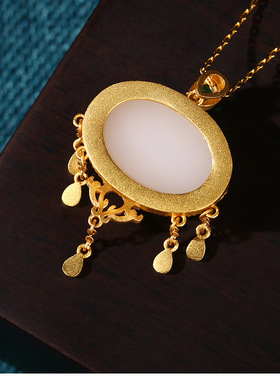 中国风宫廷冷珐琅工艺花飞蝶舞仿和田玉复古流苏项链网红直播带货