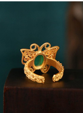 2025国潮新品镀金镂空蝴蝶玉髓戒指中国风复古首饰抖音直播爆款