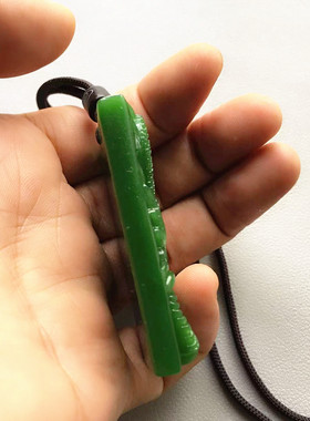 外蒙料碧玉龙纹男士吊坠项链