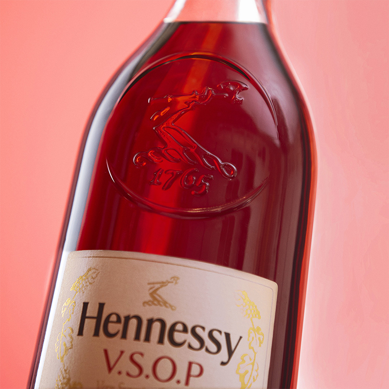 【正品行货】Hennessy轩尼诗VSOP700ml干邑白兰地法国进口洋酒 - 图1