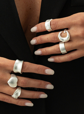 欧美跨境磨砂雾面爱心宽边戒指女