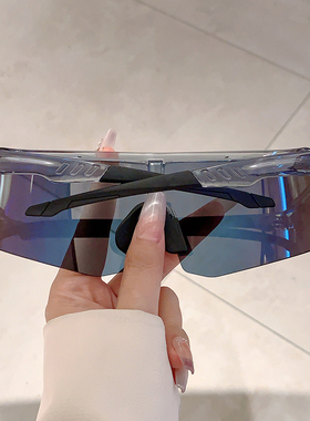 时尚运动防紫外线骑行太阳镜男女