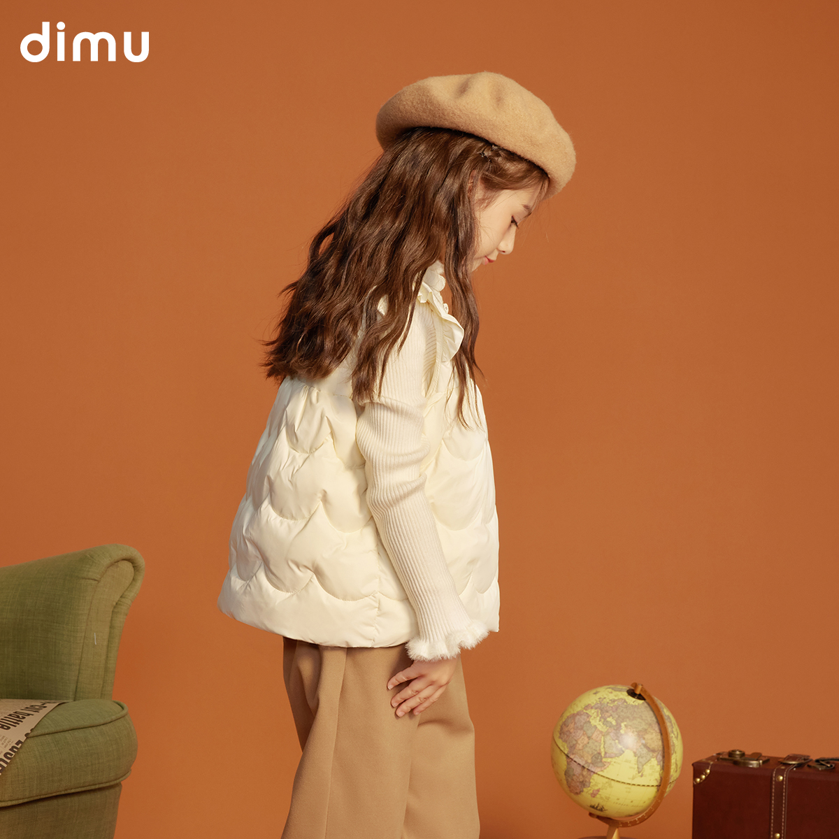 笛牧女童羽绒马甲2024冬装新款小飞袖加厚保暖儿童白鸭绒背心坎肩