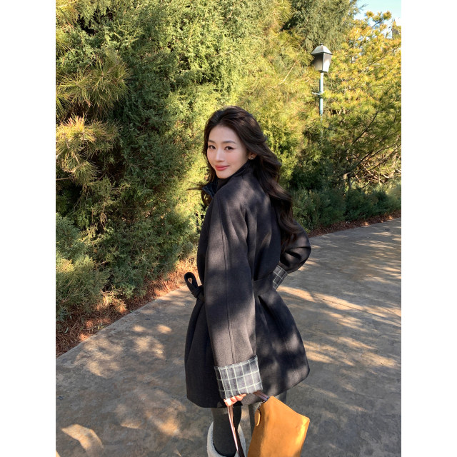 Pusumede retro contrasting plaid woolen coat for women autumn and winter quilted design loose stand-up collar waist coat
