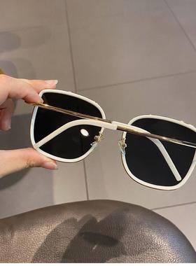 2025年新款白色凹造型墨镜大框大脸方形太阳眼镜女网红复古韩版潮