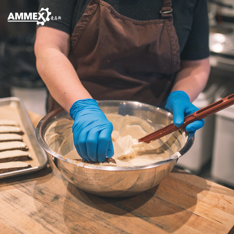 爱马斯一次性丁腈食品级餐饮乳胶烘焙手套洗碗家务厨房防水耐用型