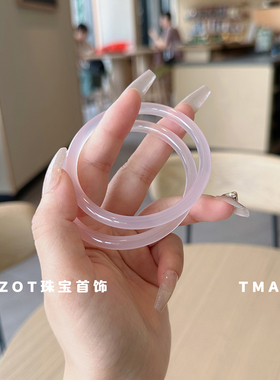 天然冰种粉色玉髓手镯女荔枝冻