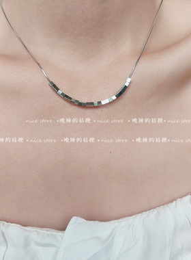 晚睡的桔梗小方块钛钢项链