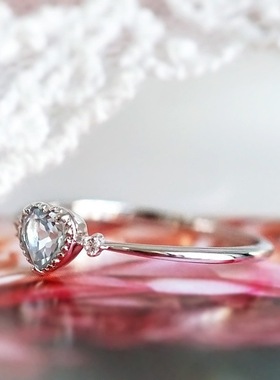 POLYSUTT新款女士彩宝戒指 欧美镶嵌海蓝色托帕石心形订婚指环