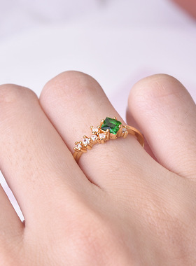 小清新日系agete风格6颗小碎钻戒指珠宝 镀14K黄金精致方钻绿锆石