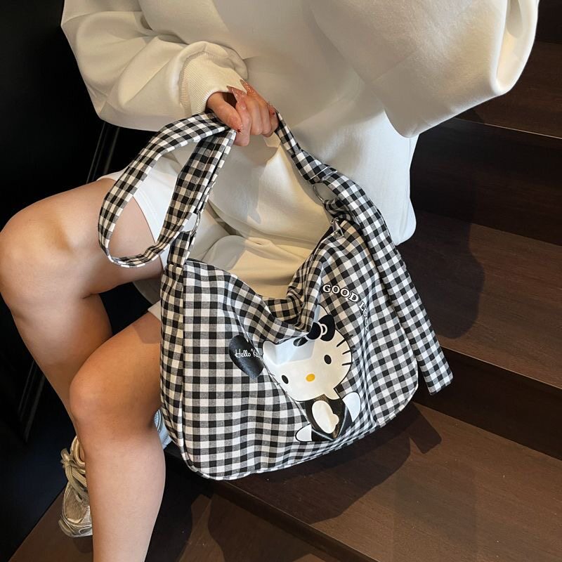高颜值可爱hellokitty新款斜挎包女帆布包大容量格子学生上课背包,淘宝优惠券,粉丝福利购,淘宝优惠卷