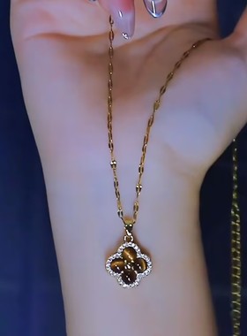 新款琥珀色四叶花项链