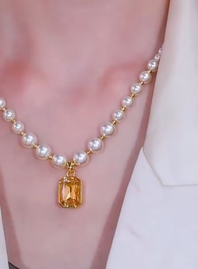 新款咖色方形水晶珠珠项链