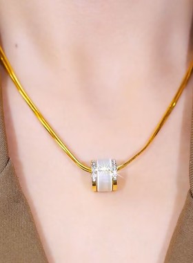 高级感金色小蛮腰项链女网红爆款轻奢气质百搭小众设计感精美项链