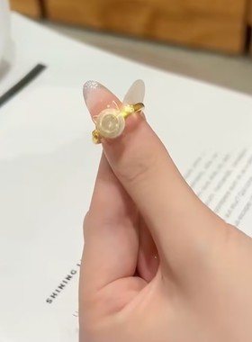 时尚粉色猫头可旋转猫戒指女网红爆款轻奢气质小众设计感戒指女