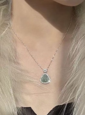 新中式小佛吊坠银色项链小众设计时尚简约轻奢高级百搭国风项链女