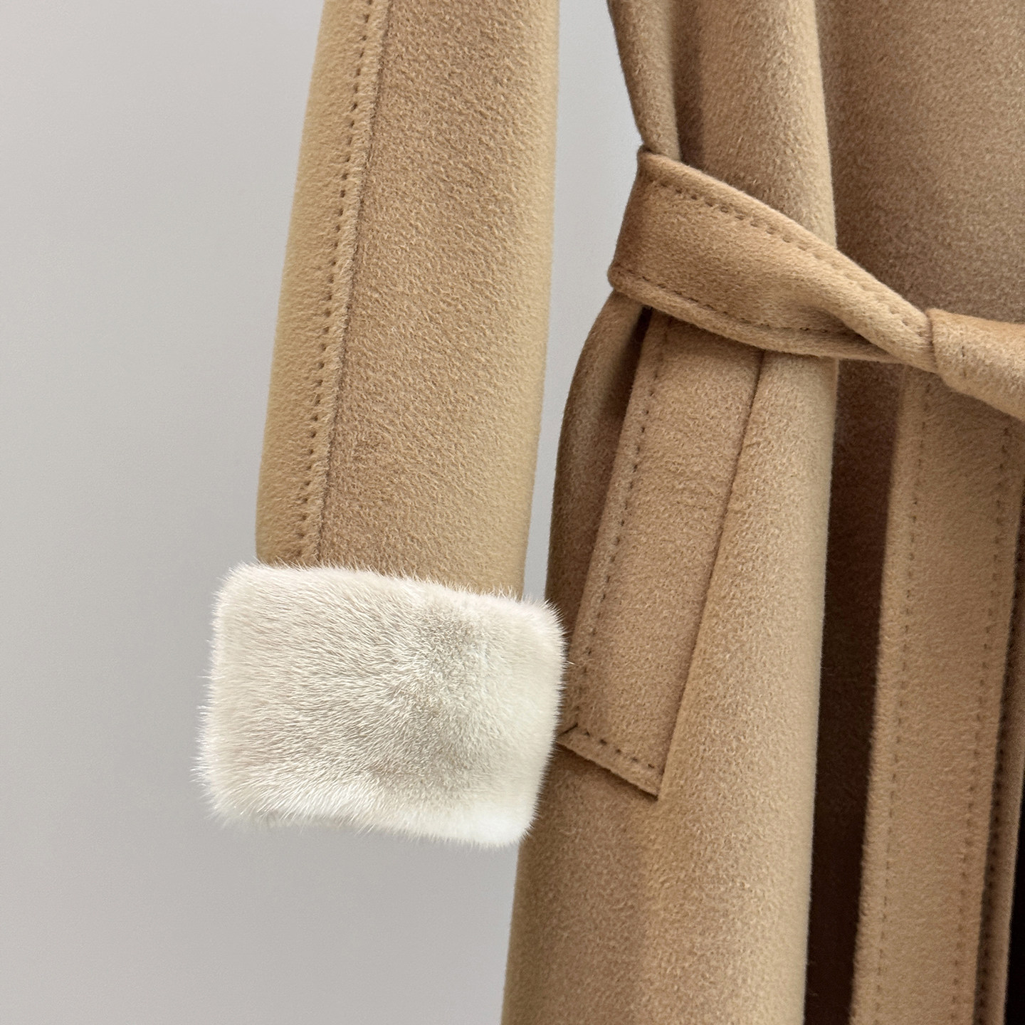 进口水貂毛领高端羊绒大衣女长款毛呢外套皮扣立领系腰带气质风衣,淘宝优惠券,粉丝福利购,淘宝优惠卷