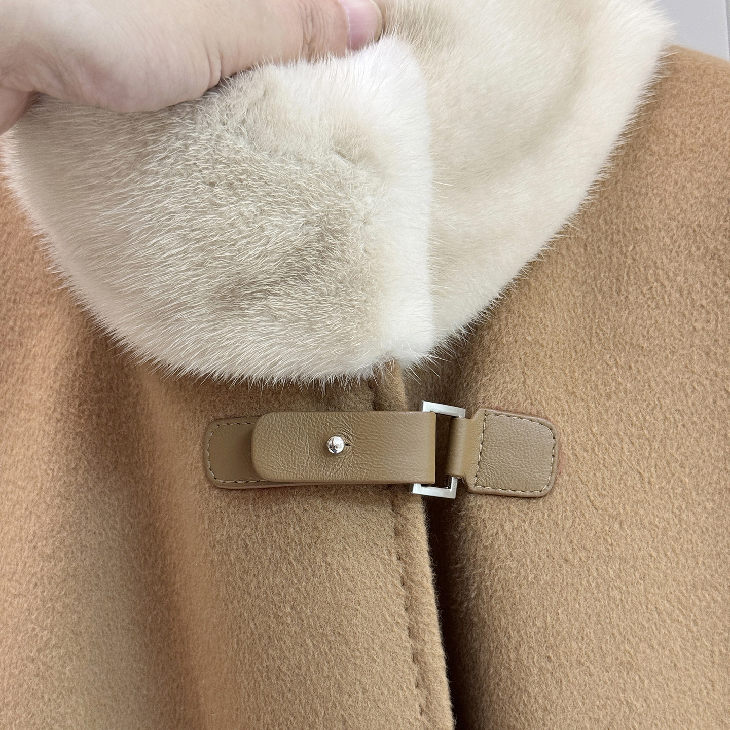 进口水貂毛领高端羊绒大衣女长款毛呢外套皮扣立领系腰带气质风衣,淘宝优惠券,粉丝福利购,淘宝优惠卷