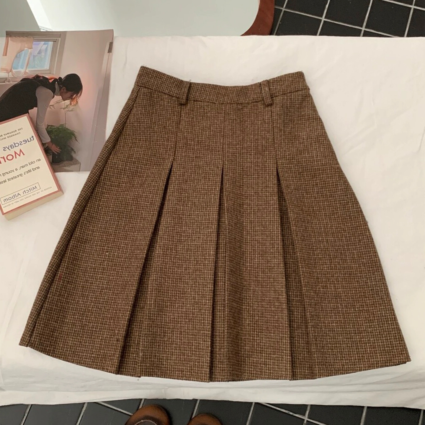 复古学院感百褶毛呢半身裙大码咖格纹中裙女两面穿文艺高腰a字裙