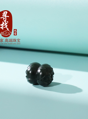 天然新疆和田玉青玉塔青并蒂莲