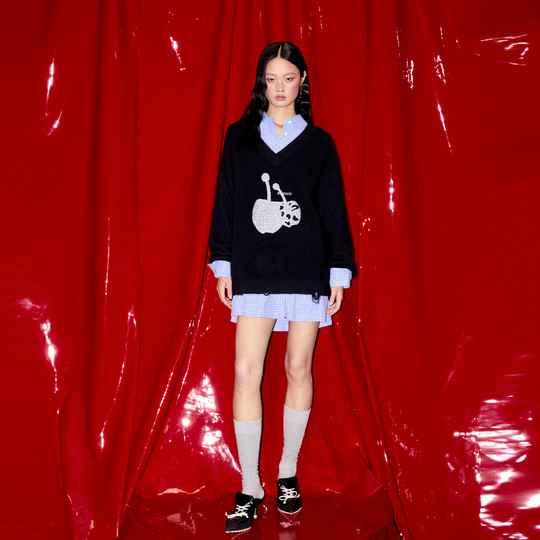 REVAN Rui Fan's new cherry series college style sweater dress RM91101320