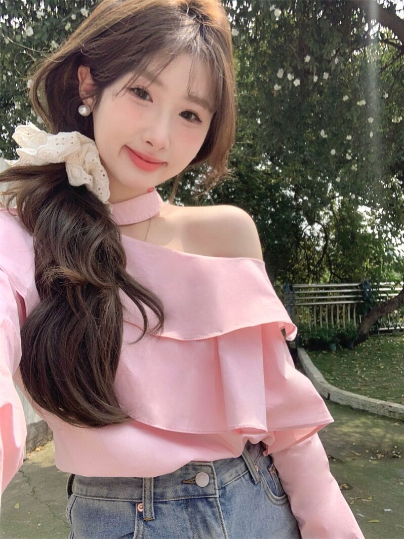 奶黄色露肩长袖衬衫女春季法式设计感荷叶边挂脖衬衣别致绝美上衣