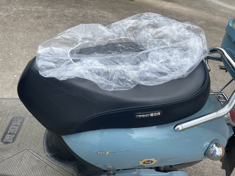 电动车坐垫套摩托车保护膜电动车防水防尘套透明膜踏板车透明套