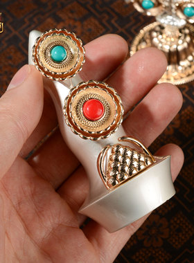 藏老喵铜摆件彩绘食子酥油花摆件