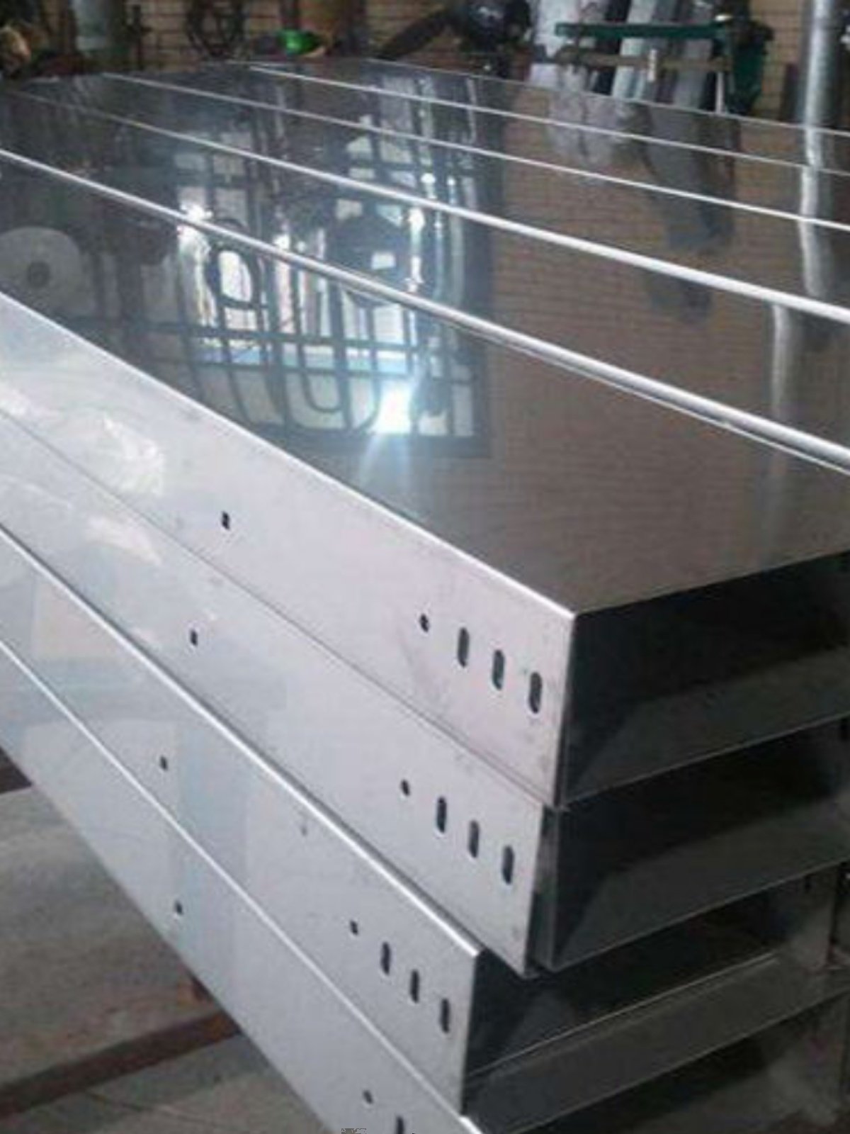 防火镀锌电缆桥架线槽喷塑200 100强弱电钢制金属铁线槽50 150,淘宝优惠券,粉丝福利购,淘宝优惠卷