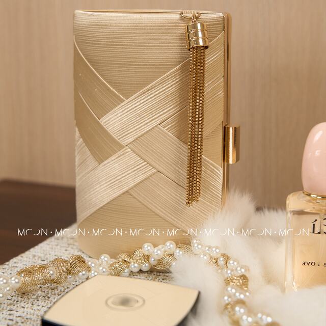 MOON model room cloakroom women's dressing table ornaments tray perfume storage shelf soft decorations