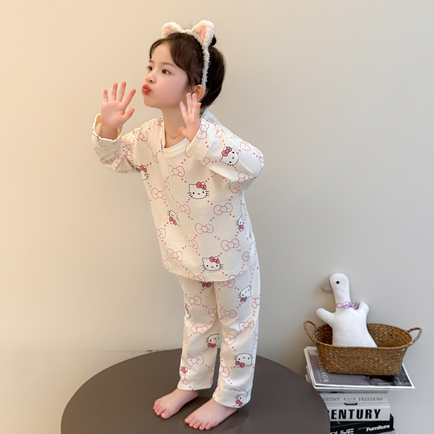 儿童睡衣女童春秋款长袖长裤2025年新款纯棉KT猫印花套装家居服,淘宝优惠券,粉丝福利购,淘宝优惠卷