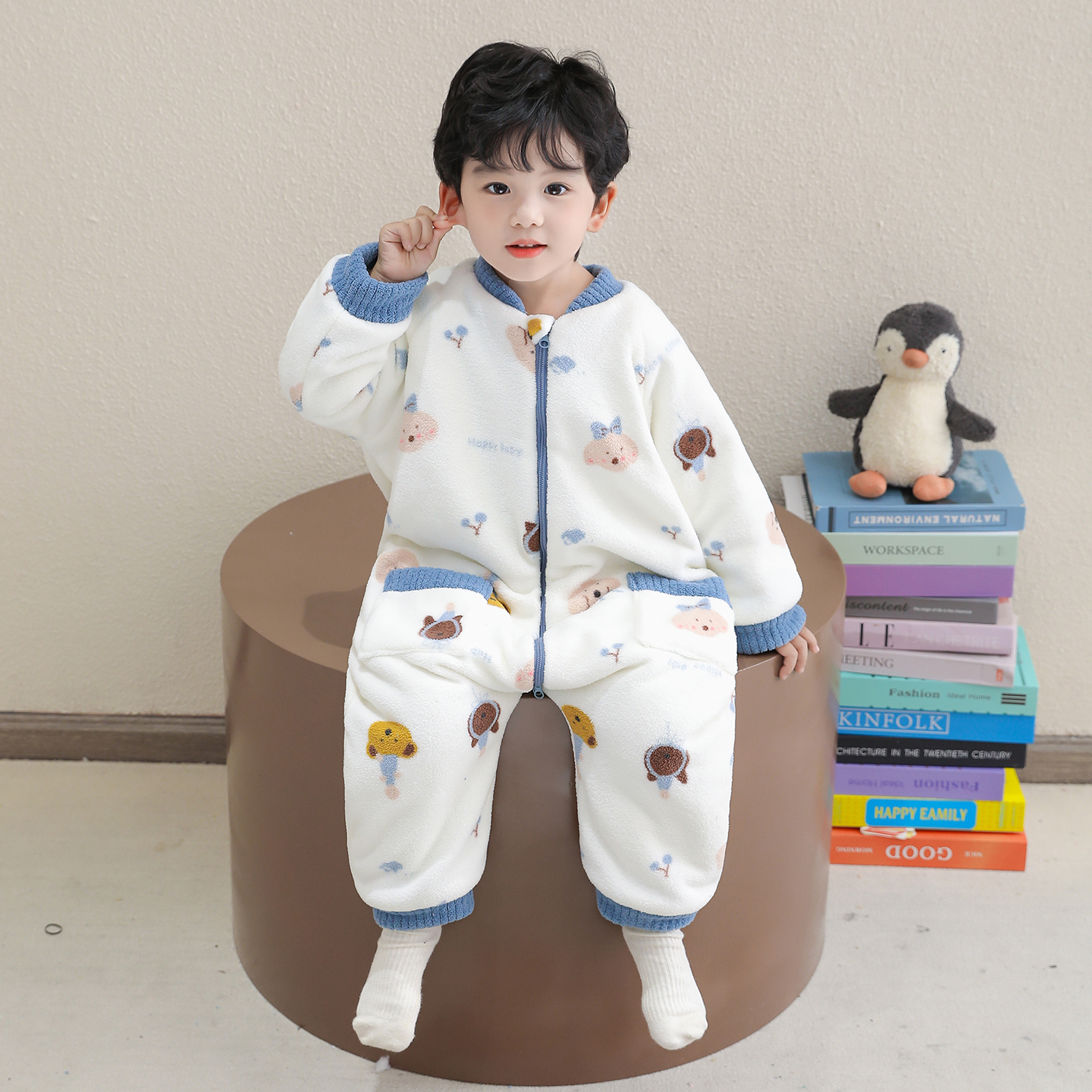 儿童睡衣连体冬款珊瑚绒男宝三层夹棉加厚爬行服冬季男童连身睡袋 - 图1