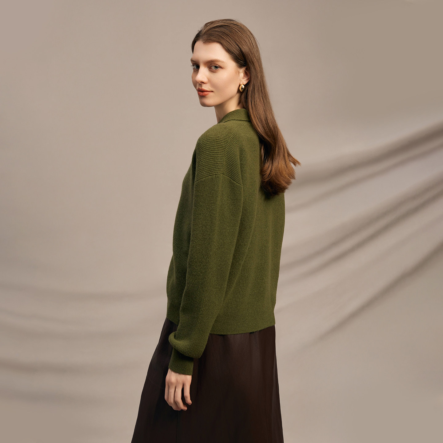 鹿王100%山羊绒衫女翻领开衫纯色针织衫毛衣内搭保暖25年秋冬新款,淘宝优惠券,粉丝福利购,淘宝优惠卷