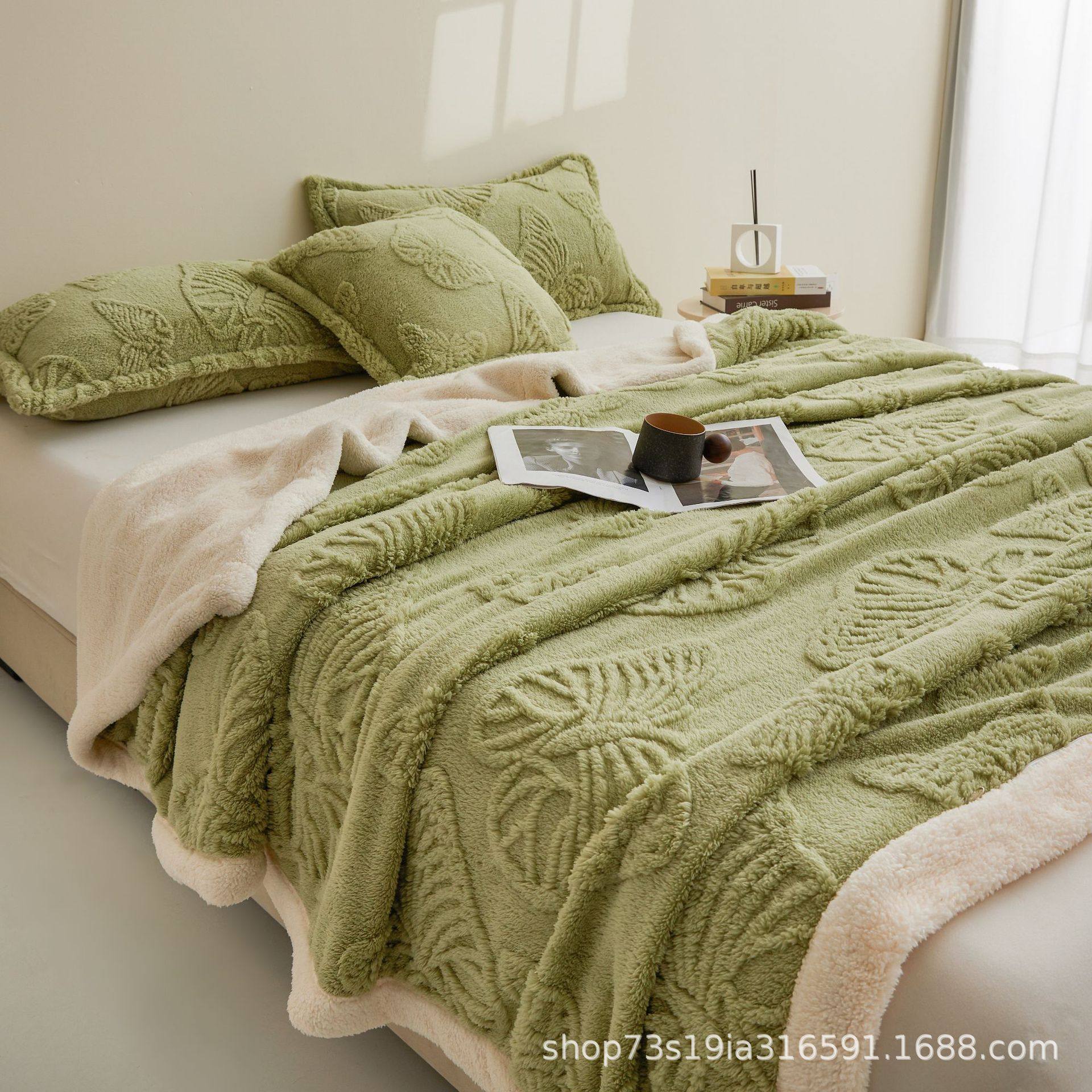 纯色蝴蝶塔芙绒毛毯双层加厚羊羔绒毯子冬季保暖空调毯沙发毯,淘宝优惠券,粉丝福利购,淘宝优惠卷