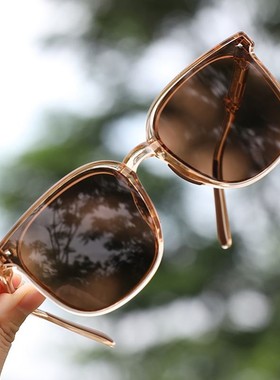 折叠墨镜女夏2025新款高级感