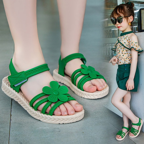 女童凉鞋2024新款时尚夏季中大童女生公主鞋小女孩子软底沙滩鞋子