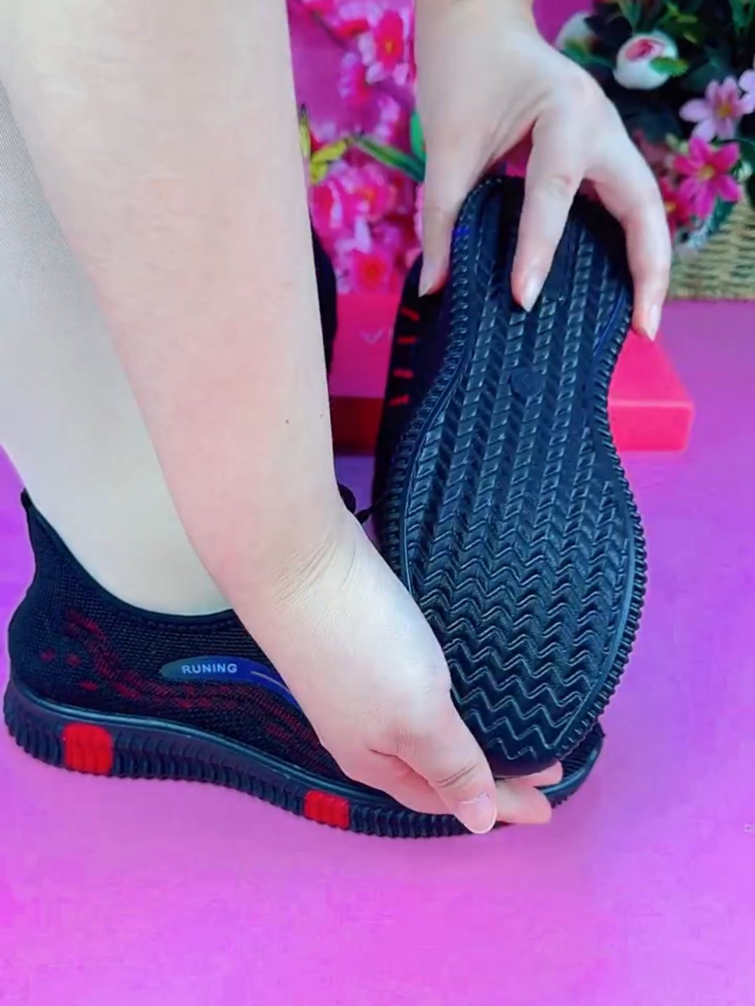 老北京布鞋秋冬季女款妈妈单鞋加绒防滑女休闲运动中老年健步棉鞋,淘宝优惠券,粉丝福利购,淘宝优惠卷