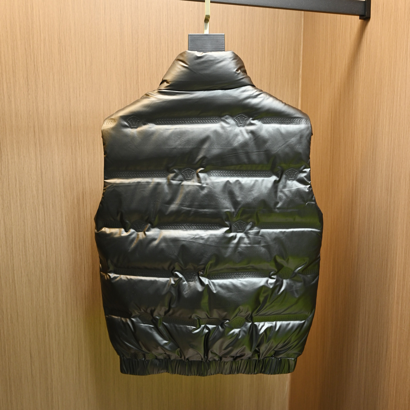 欧洲站潮牌立领羽绒马甲男士冬季保暖修身轻奢青年简约羽绒服外套,淘宝优惠券,粉丝福利购,淘宝优惠卷